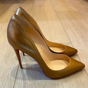 Christian Louboutin Gold Bronze Heels So Kate 40